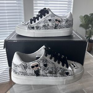 Karl Lagerfeld Cate Pins White/Black Tweed Size 7.5